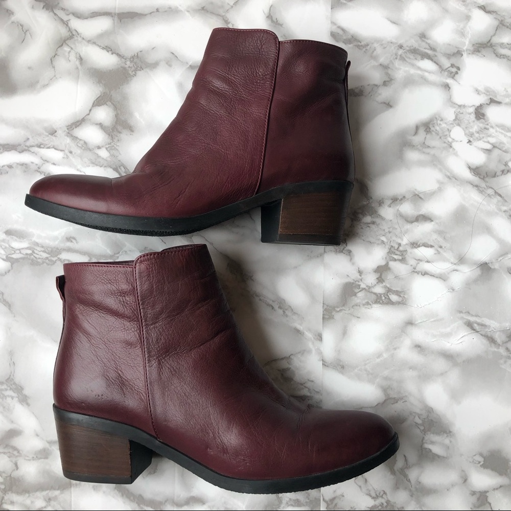 Bueno Leather Heeled Chelsea Boots Ankle Boots